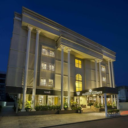 The Baroda Residency Vadodara Exterior photo